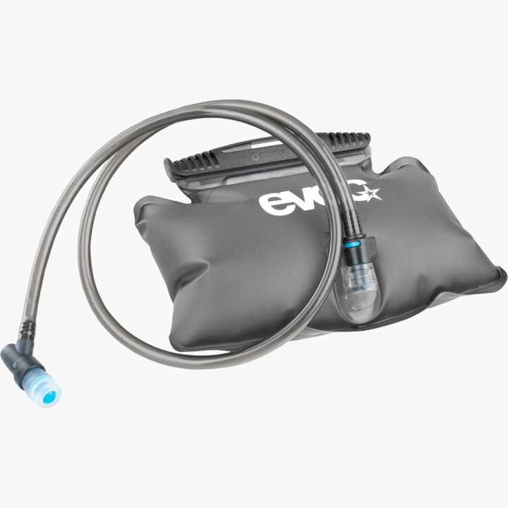 601113121-HIP-PACK-HYDRATION-BLADDER-1_5_1920x1920.jpg