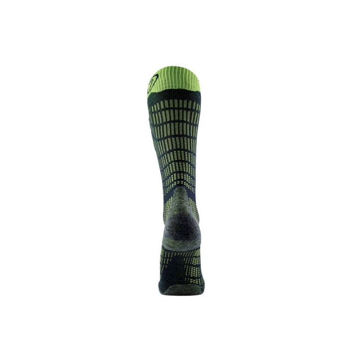 1d0e48769875abd124f070388650de3c-ski-comfort-blackyellow-03.jpg
