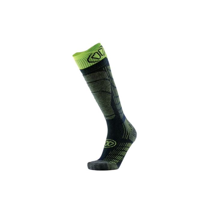 b9276af7689058d2bc2a12b2152e50ed-ski-comfort-blackyellow.jpg