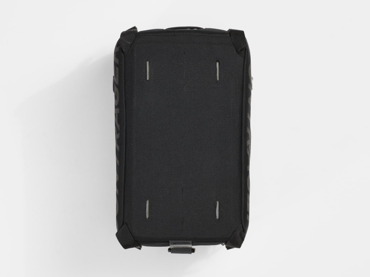 BontragerCommuterTrunkBagVelcro_35890_A_Alt2.jpeg