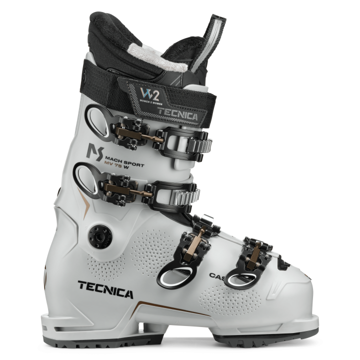 Damski but narciarski TECNICA Mach Sport MV 75 W GW, widok zewnętrzny. Widoczne 4 klamry i pasek powerstrap.