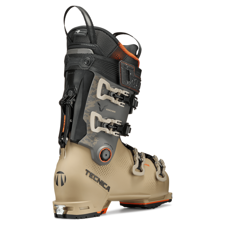 Buty Tecnica Cochise 110 DYN GW, widok 3/4 z tyłu, mechanizm Free Move