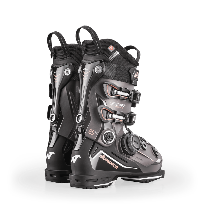 Damskie buty narciarskie Nordica Sportmachine 3 85 W BOA GW, widok z tyłu, z systemem Adjustable Cuff Profile.