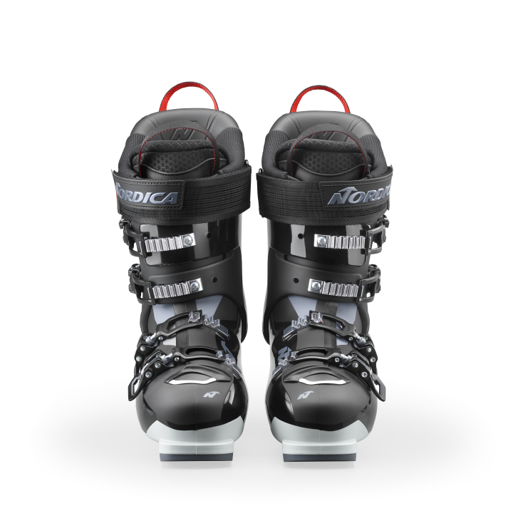 Nordica Promachine 110 GW – widok boczny wewnętrzny, widoczna gładka powierzchnia skorupy Bimat PU.