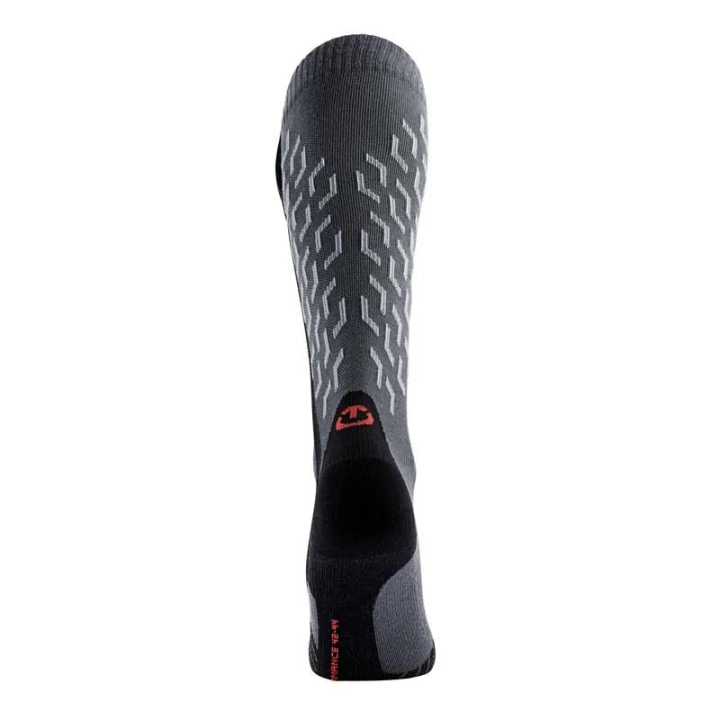 ultra-warm-performance-set_2fcb0d14-4110-4de7-b4bd-fb9ccc153e3d.webp