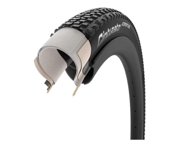 Warstwy ochronne opony Pirelli Cinturato Adventure – idealna opona do bikepackingu i długich wypraw.