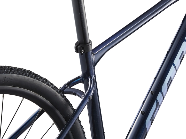 Rower crossowy Giant Roam 3 Ultra Navy detal sztycy D-Fuse 42sports.pl