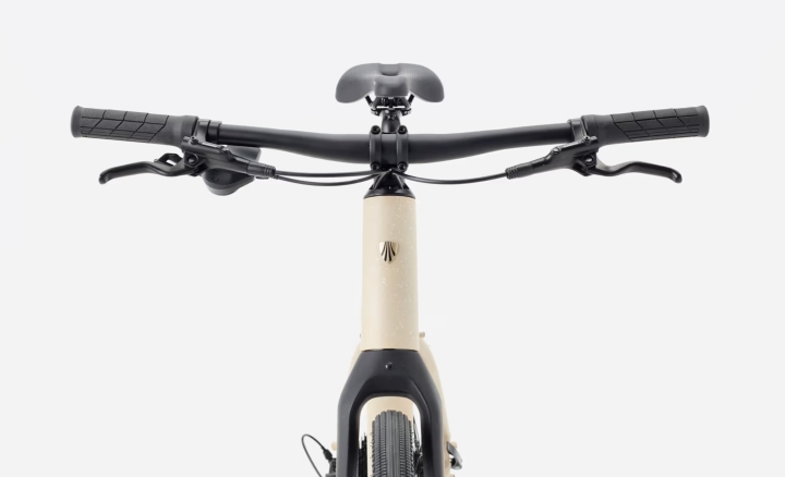 Kokpit i system Blendr w rowerze fitness TREK FX 3 Sport AL