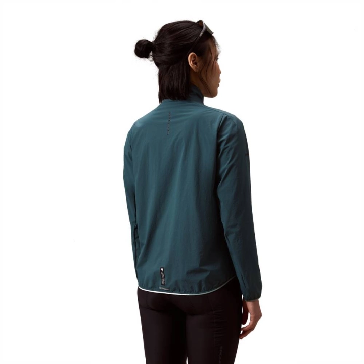 Tył sylwetki w damskiej kurtce przeciwwiatrowej Endura Loop GT