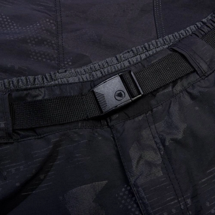 Wytrzymały materiał mini-ripstop szortów Endura Hummvee