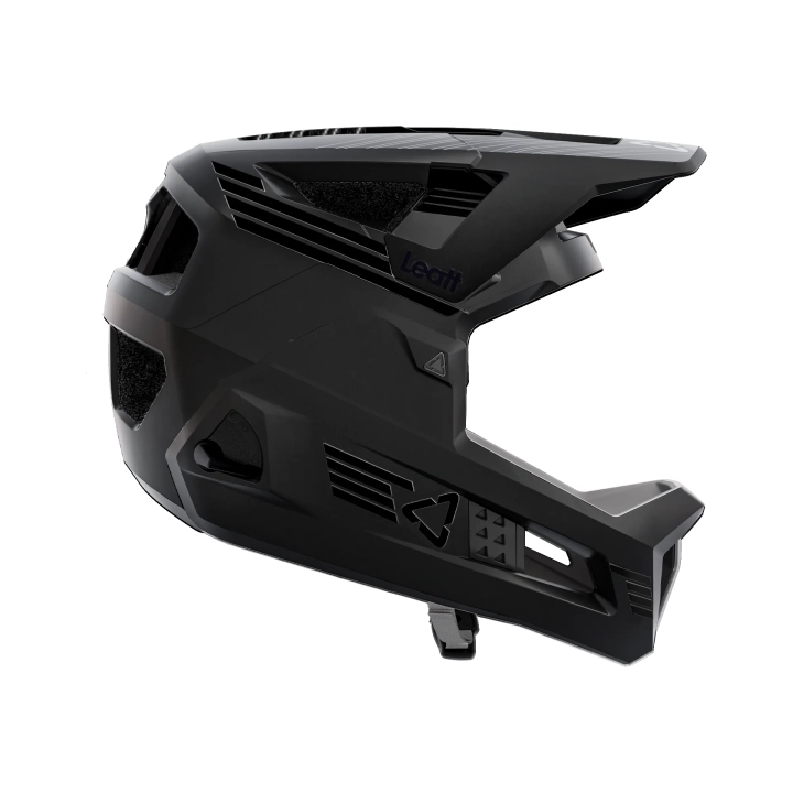 Leatt_2026_HelmetMTB_4.0Enduro_Black_Right_1023014450_93a37286-47fa-4d74-8dcd-9e1320e29150.webp