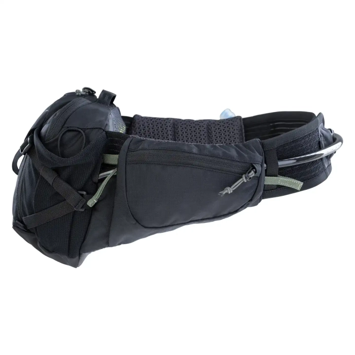 Saszetka na rower Evoc Black z ergonomicznym systemem nośnym.