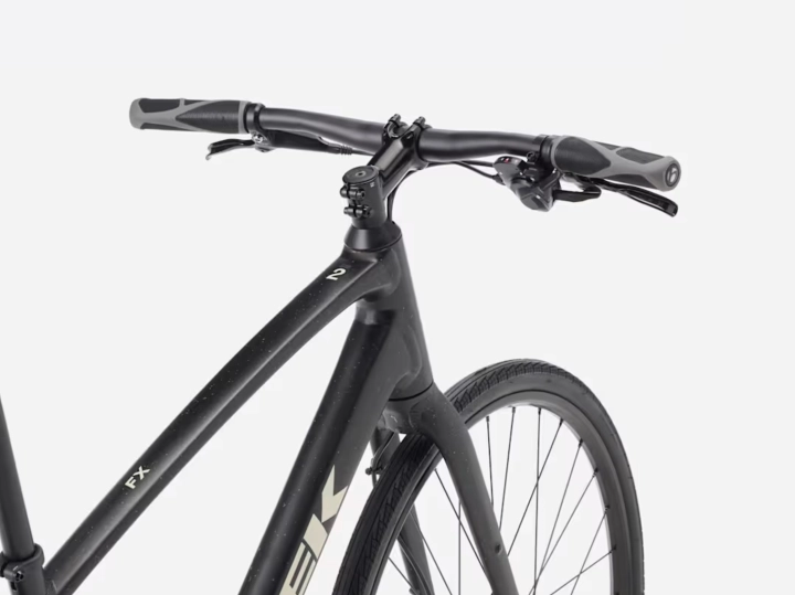 rower-fitness-trek-fx-2-carbon-dark-grey-kierownica