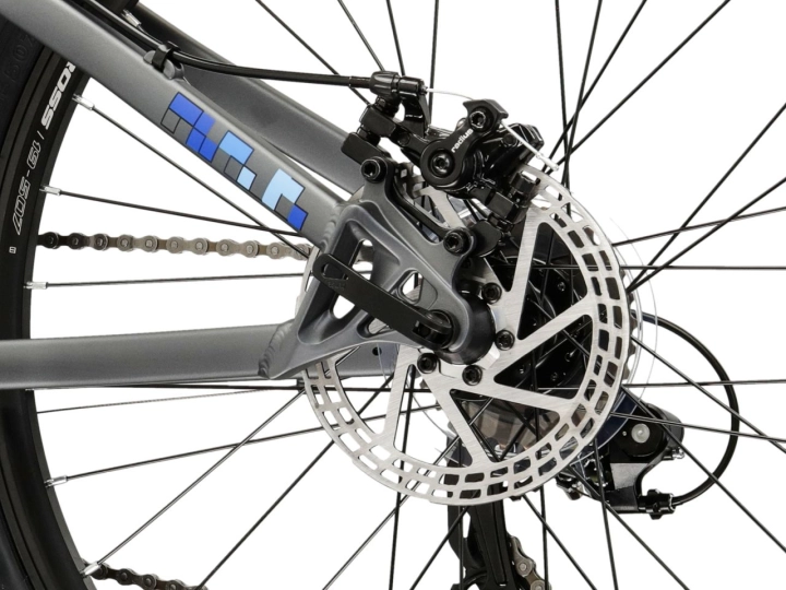 Tylna przerzutka Shimano Tourney TX800 i 8-biegowa kaseta w rowerze KROSS Dust JR 1.0 DSC