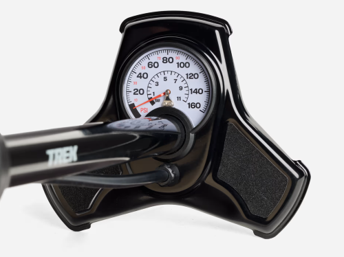 TrekChargerEUPump-63405-A-c.png