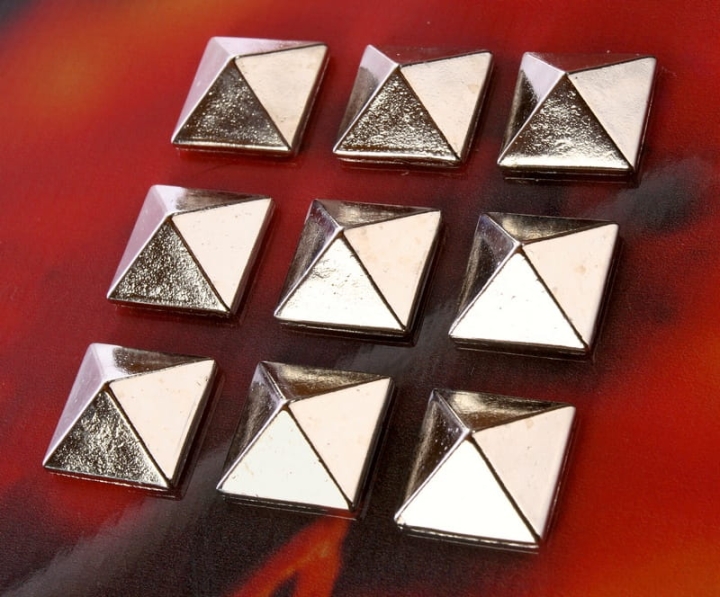 pad snowboardowy Pyramid